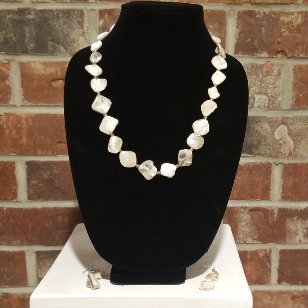 Sea Shell Inspired Beaded Necklace w/ Earrings